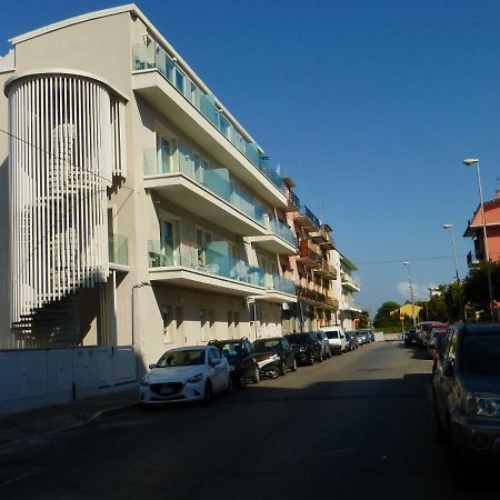 Appartamento A Due Passi dal Mare Civitanova Marche Esterno foto