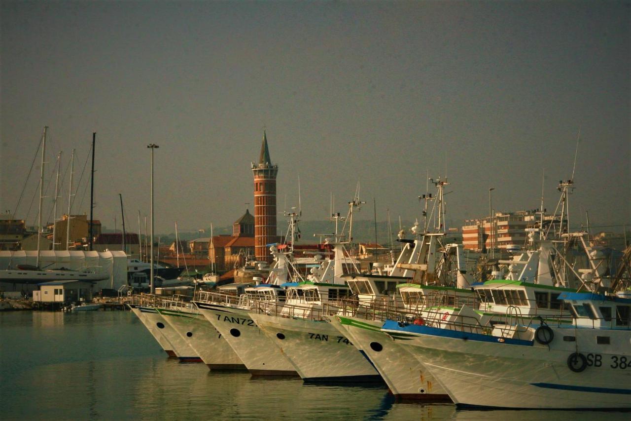 Appartamento A Due Passi dal Mare Civitanova Marche Esterno foto